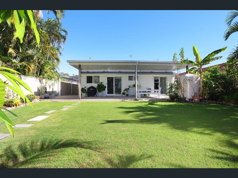 3 Jacaranda Avenue, Hollywell