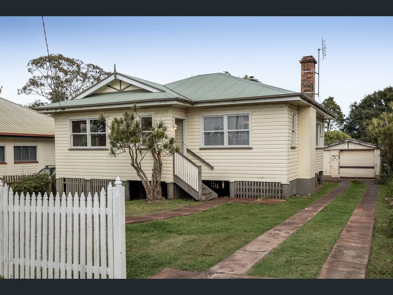 11 Glendower Street, Mount Lofty