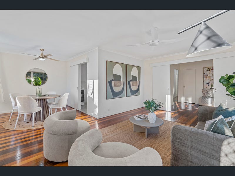 3 Creek Road, Birkdale