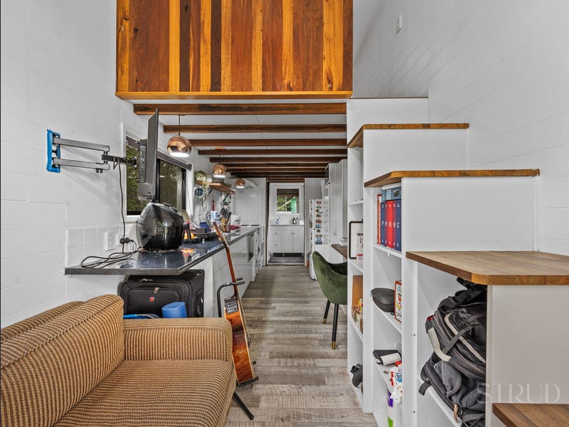 12 Alice Street, Blackstone