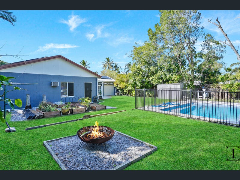 84 Baronia Crescent, Holloways Beach