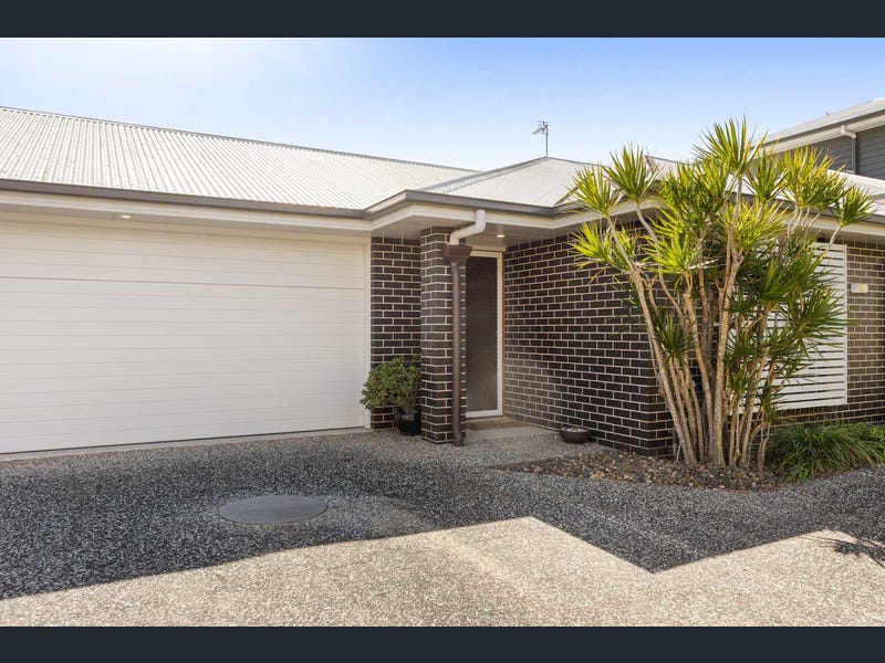 2/310A Hume Street, Centenary Heights