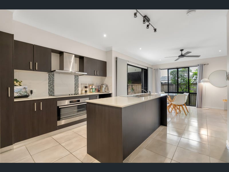 10 Coxwain Place, Trinity Beach