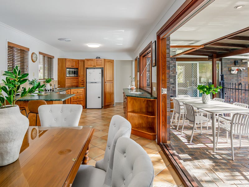 31 Chaplin Street, Stafford Heights