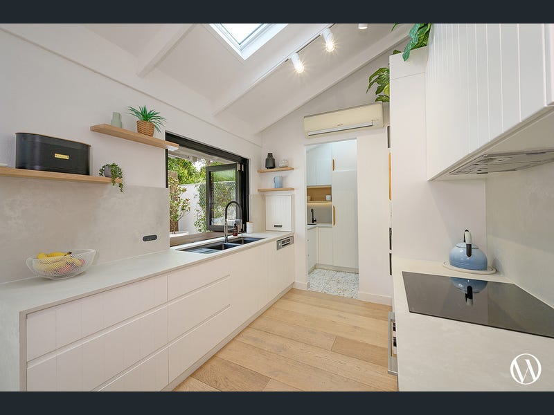 2/9 Culgoa Street, Sunshine Beach