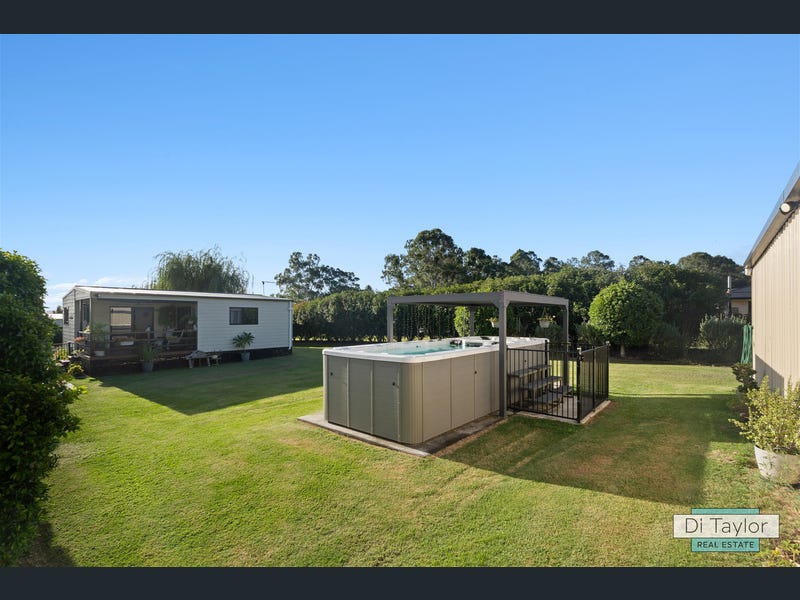260-264 Bamboo Drive, Woodhill