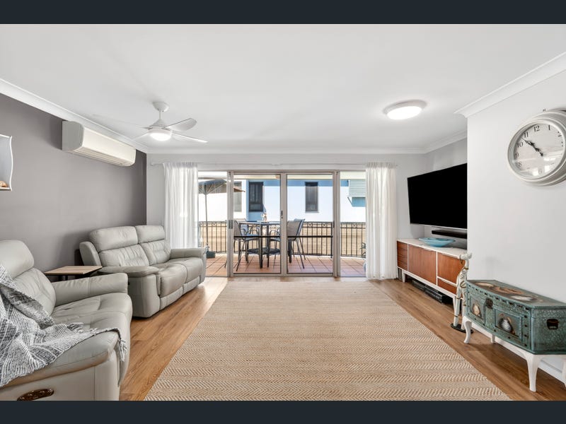 17/1040 Gold Coast Highway, Palm Beach