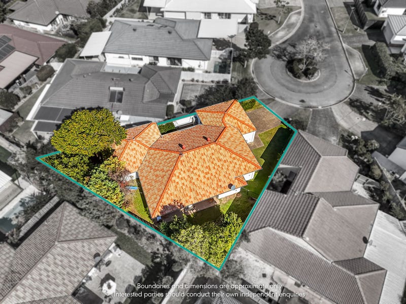 9 Picabeen Close, Robina