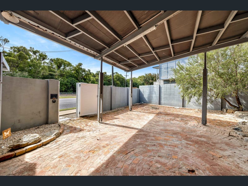 57 Kamerunga Road, Stratford