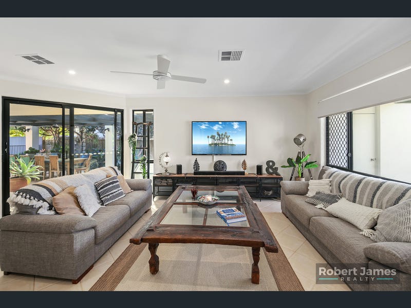 4 Daintree Way, Tewantin