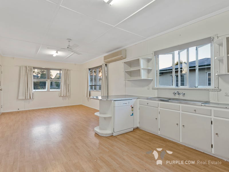 6 Grenadier Circle, Ebbw Vale