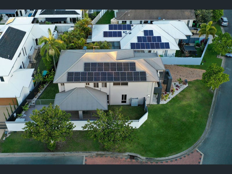 123 Grand Parade, Parrearra