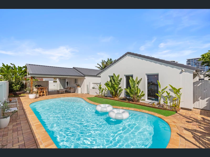 1 Longboat Place, Biggera Waters