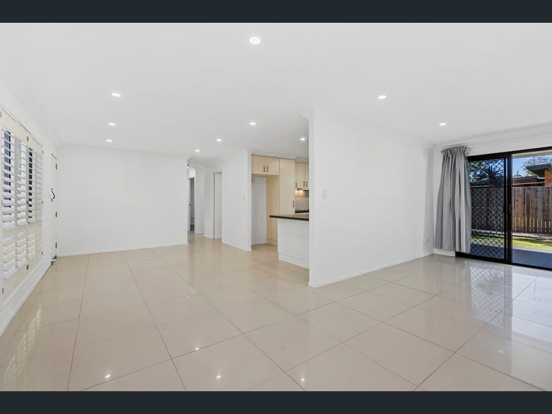 2/10 Malkana Crescent, Buddina