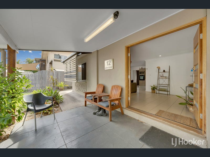 12 Salmon Street, Toolooa