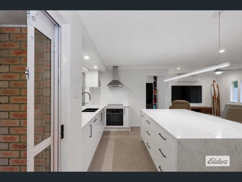 12 Hinchcliffe Street, Tanah Merah