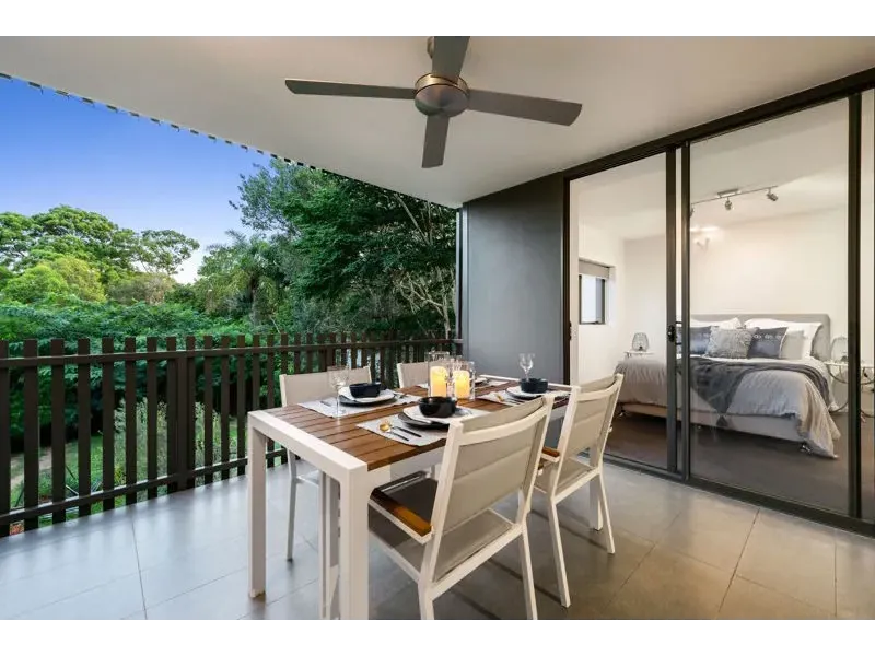 4/10 Ruby Road, Mitchelton
