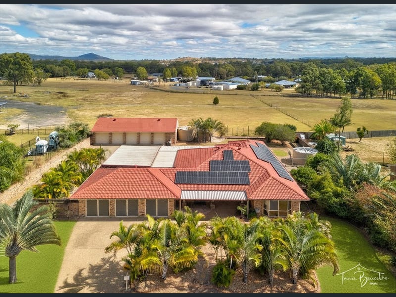 1E Fairway Drive, Hatton Vale