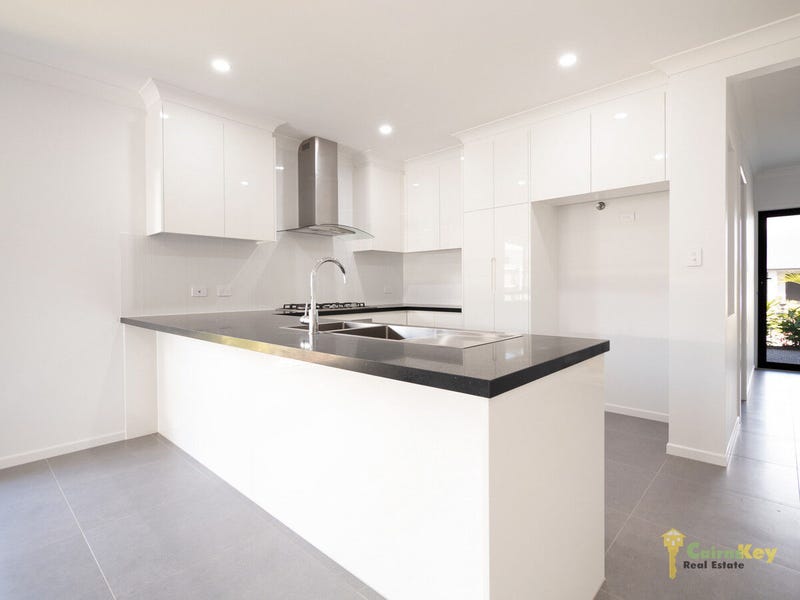 13 Lochern Elbow, Mount Peter