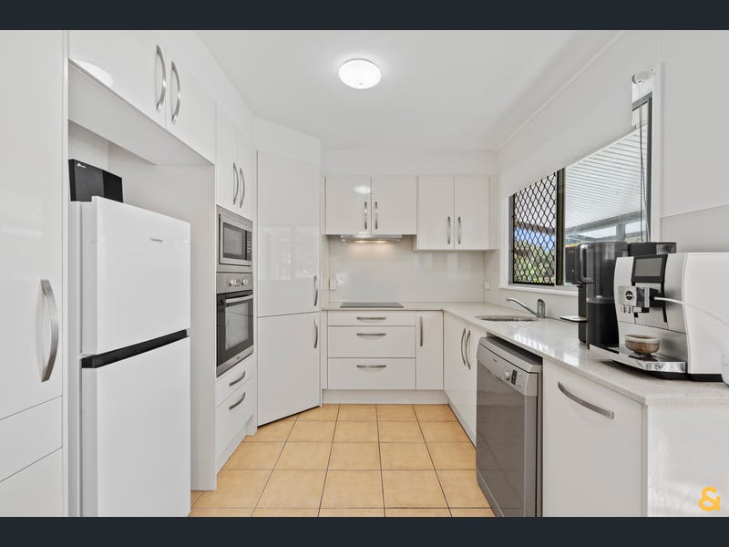 34 Malabar Street, Wynnum West