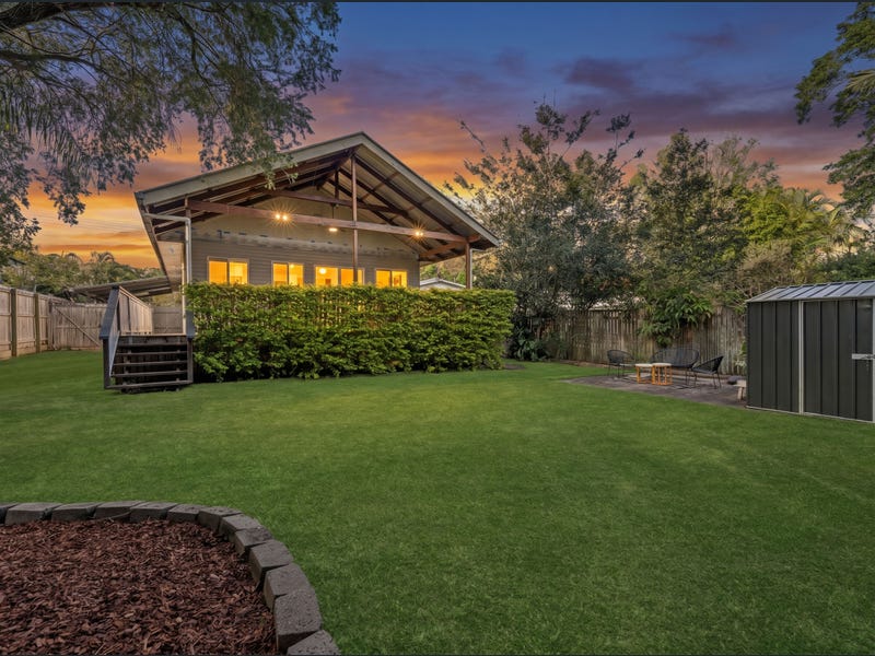 15 Gralton Street, Keperra