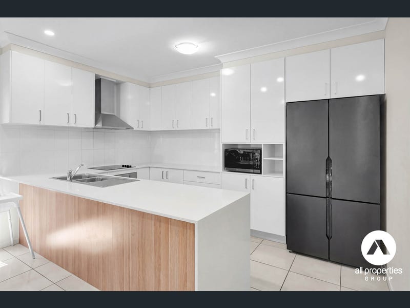 2/128 Chesterfield Crescent, Kuraby