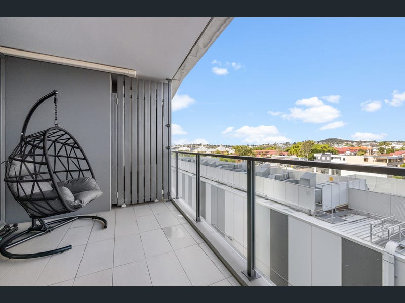 20807/300 Old Cleveland Road, Coorparoo