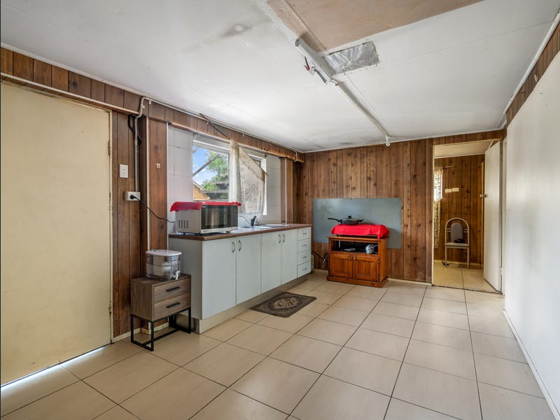 102 Darra Ave