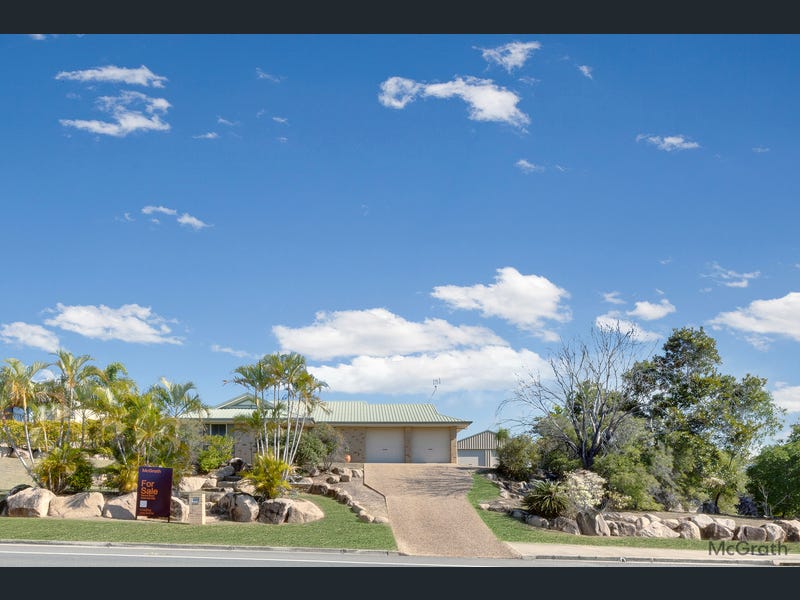 200 J Hickey Avenue, Clinton