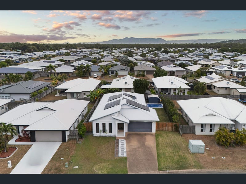 14 Barratonia Way, Mount Low