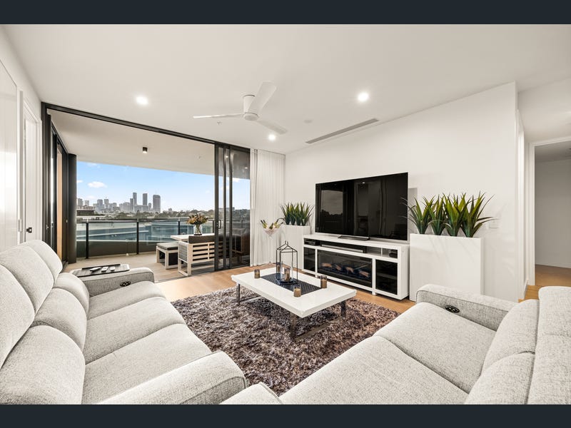 10604/41 Tondara Lane, West End