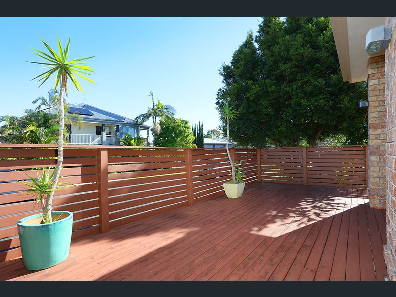 16 Marciana Crescent, Varsity Lakes
