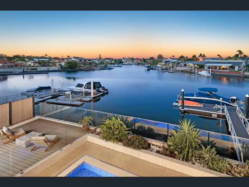 22 Erave Avenue, Runaway Bay