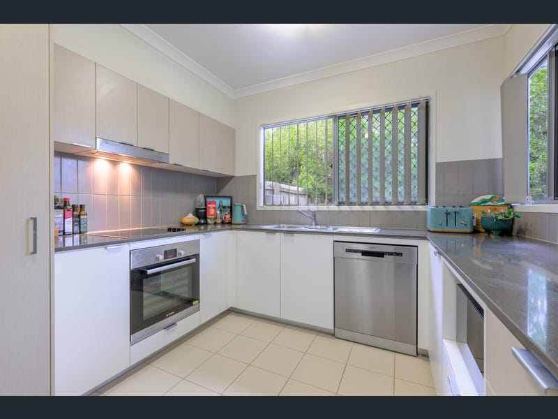 43/2 Ringuet Close, Glen Eden