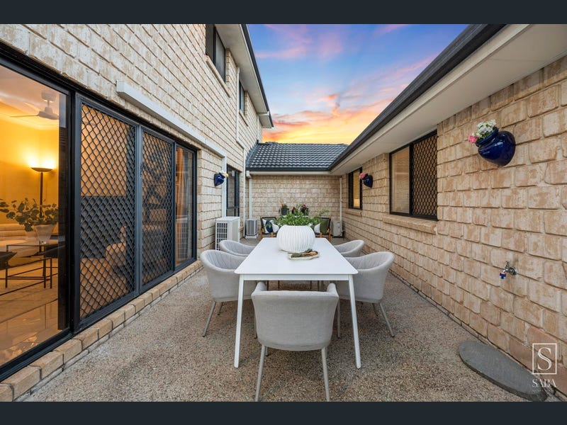 32 Joseph Place, Sinnamon Park
