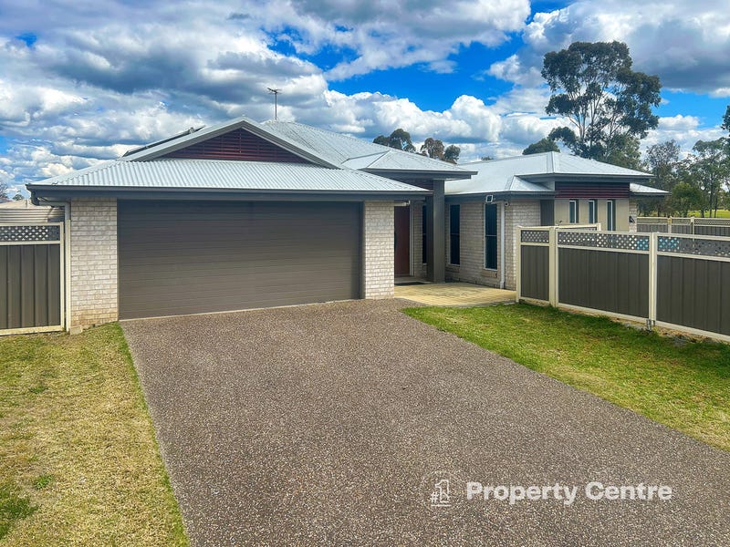 13 Glen Eagles Drive, Dalby