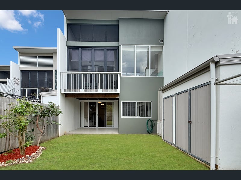 62/230 Pulgul Street, Urangan