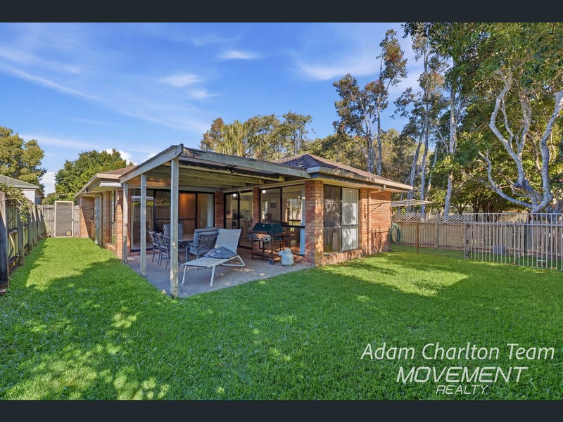 27 Phoenix Circuit, Sippy Downs