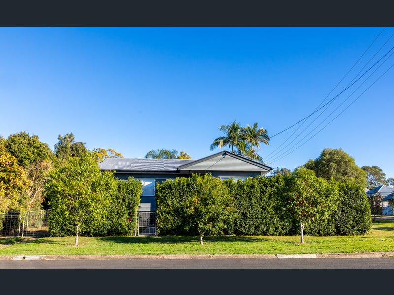 14 Pelican Street, North Ipswich