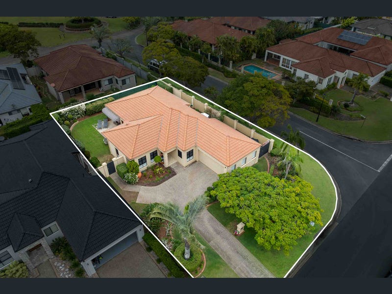 2003 Beaufort Way, Hope Island