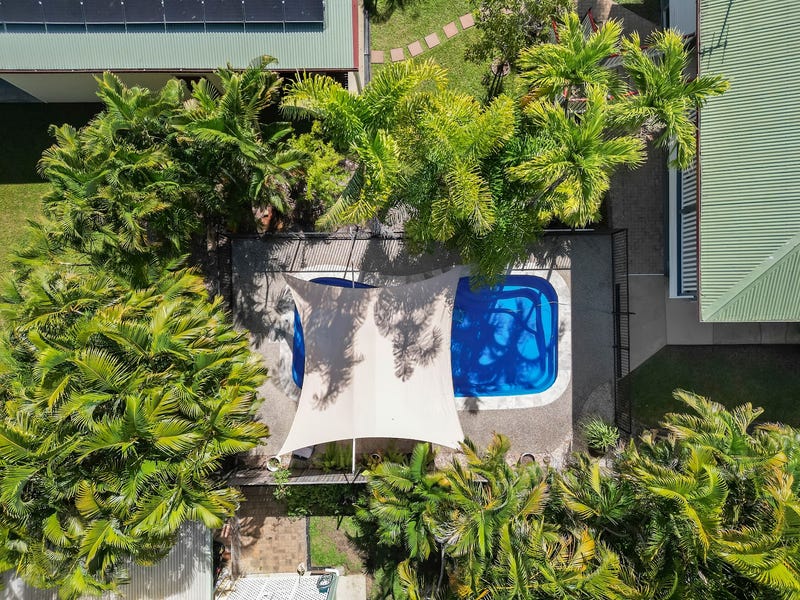 12 Tomkins Street, Cluden