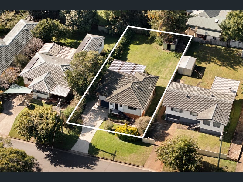 13 Sheldon Street, Nudgee