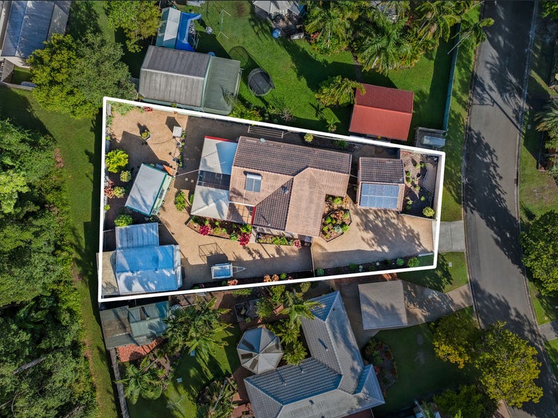 4 Raintree Drive, Tewantin