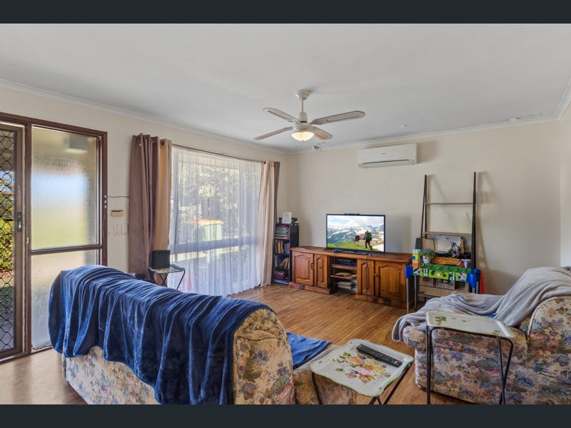 55 Wine Drive, Wilsonton Heights