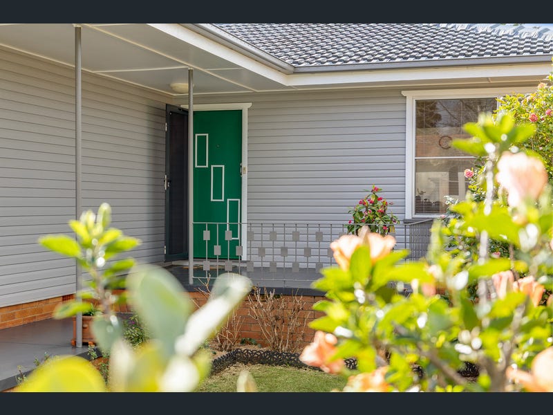 35 Flinders Street, Centenary Heights