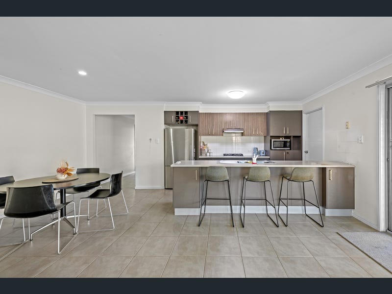 1 Romanda Place, Marsden