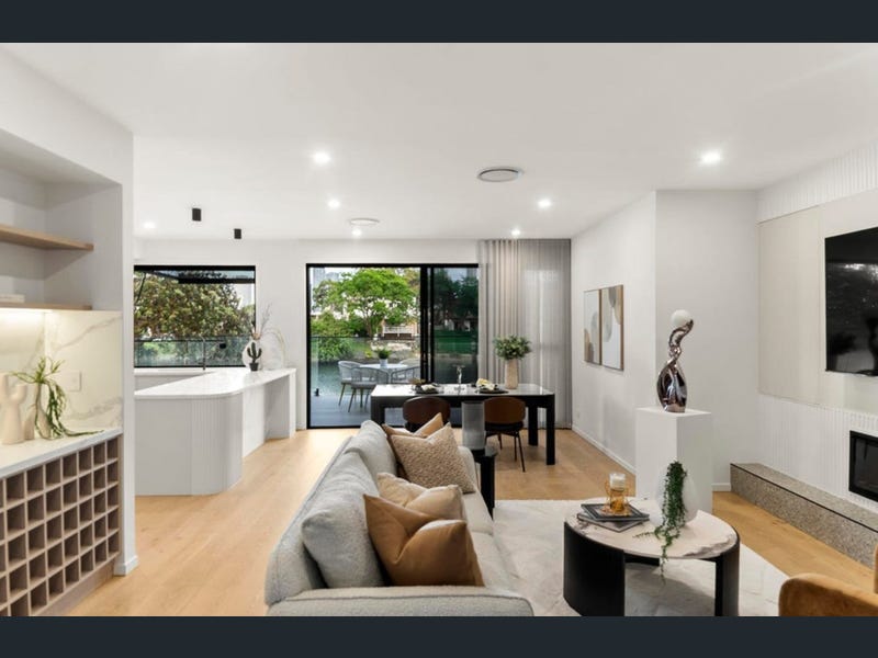 51 Rudd Street, Broadbeach Waters
