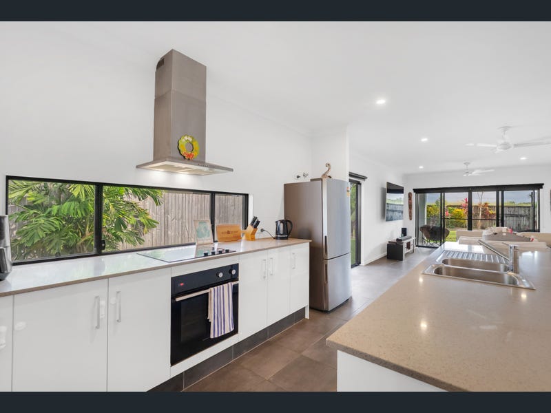 55 Barrbal Drive, Cooya Beach