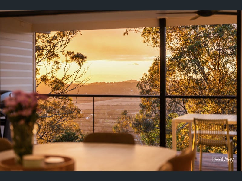 28 Panoramic Drive, Preston