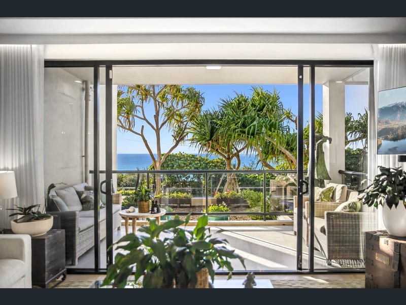 1/1-3 Tingira Crescent, Sunrise Beach